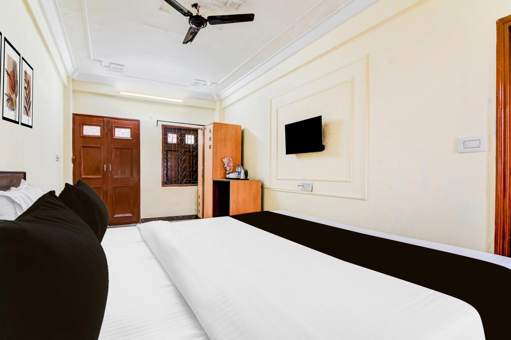 Super Hotel O Lenin Sarani Колката Екстер'єр фото